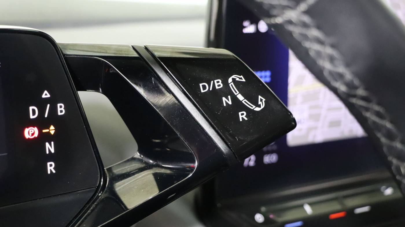 2021 Volkswagen ID.4 WVGGNPE25MP061341