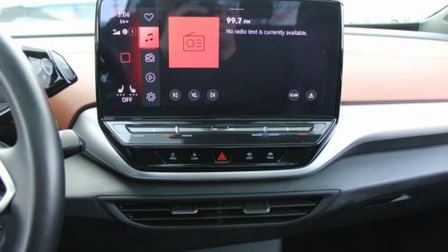 2022 Volkswagen ID.4 WVGGNPE24NP040644