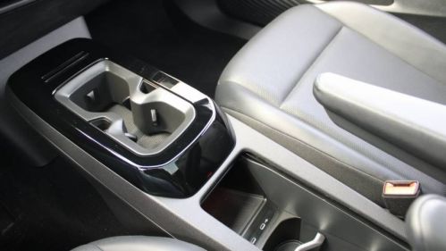 2022 Volkswagen ID.4 WVGGNPE24NP040644