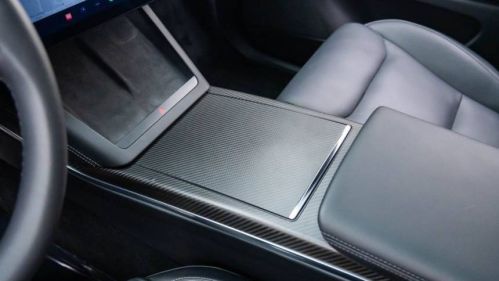 2022 Tesla Model X 7SAXCBE69NF342878