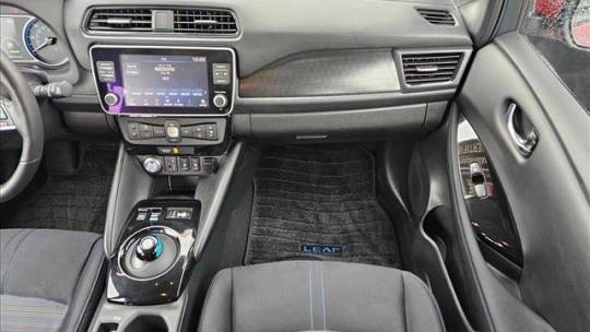 2021 Nissan LEAF 1N4AZ1CV7MC555819