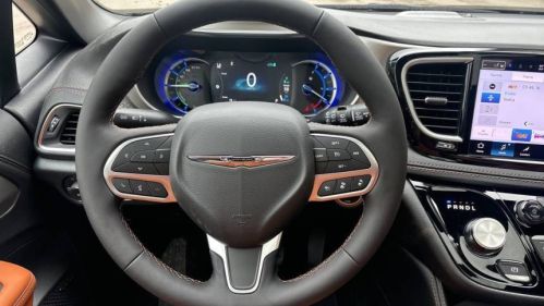 2025 Chrysler Pacifica 2C4RC1N79SR564037