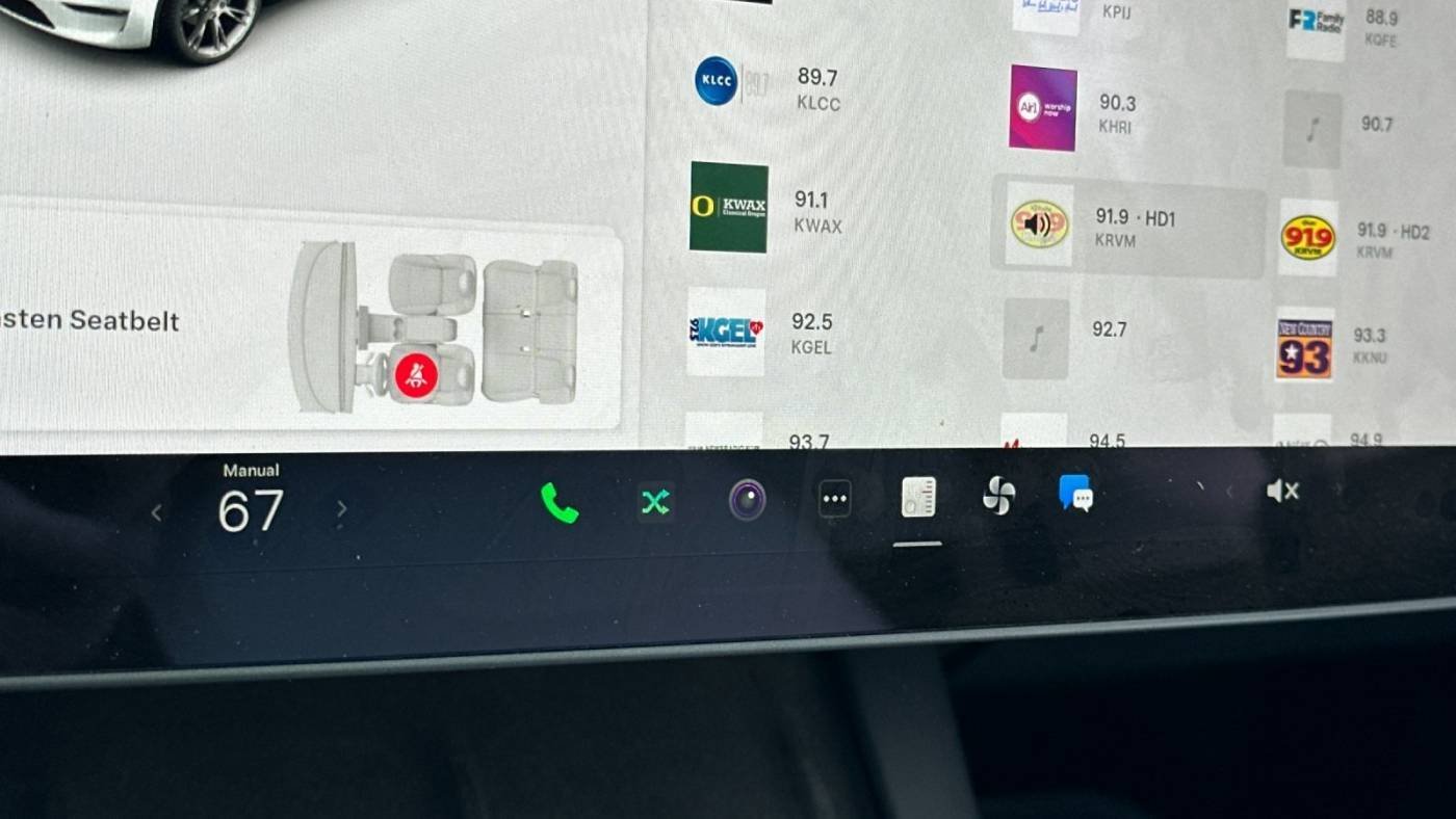 2021 Tesla Model Y 5YJYGDEE8MF265959