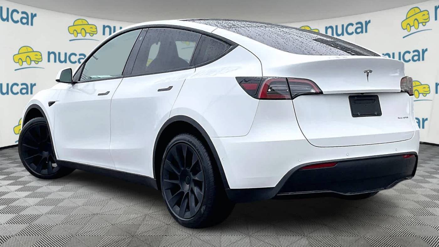 2021 Tesla Model Y 5YJYGDEE1MF224492