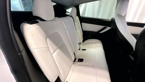 2021 Tesla Model Y 5YJYGDEE1MF224492