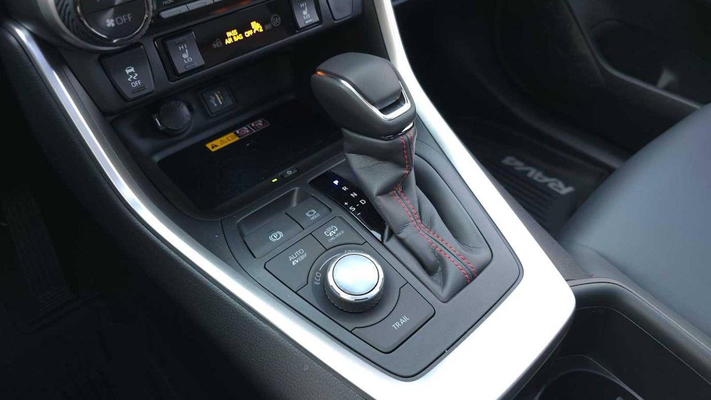 2025 Toyota RAV4 Plug-In Hybrid JTMEB3FV7SD238234