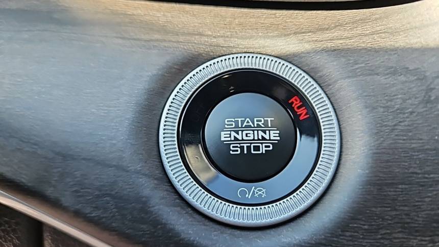 2025 Jeep Grand Cherokee 1C4RJYB65S8690546