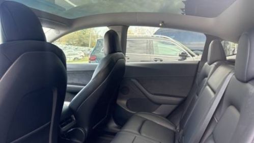 2021 Tesla Model Y 5YJYGDEE6MF286745