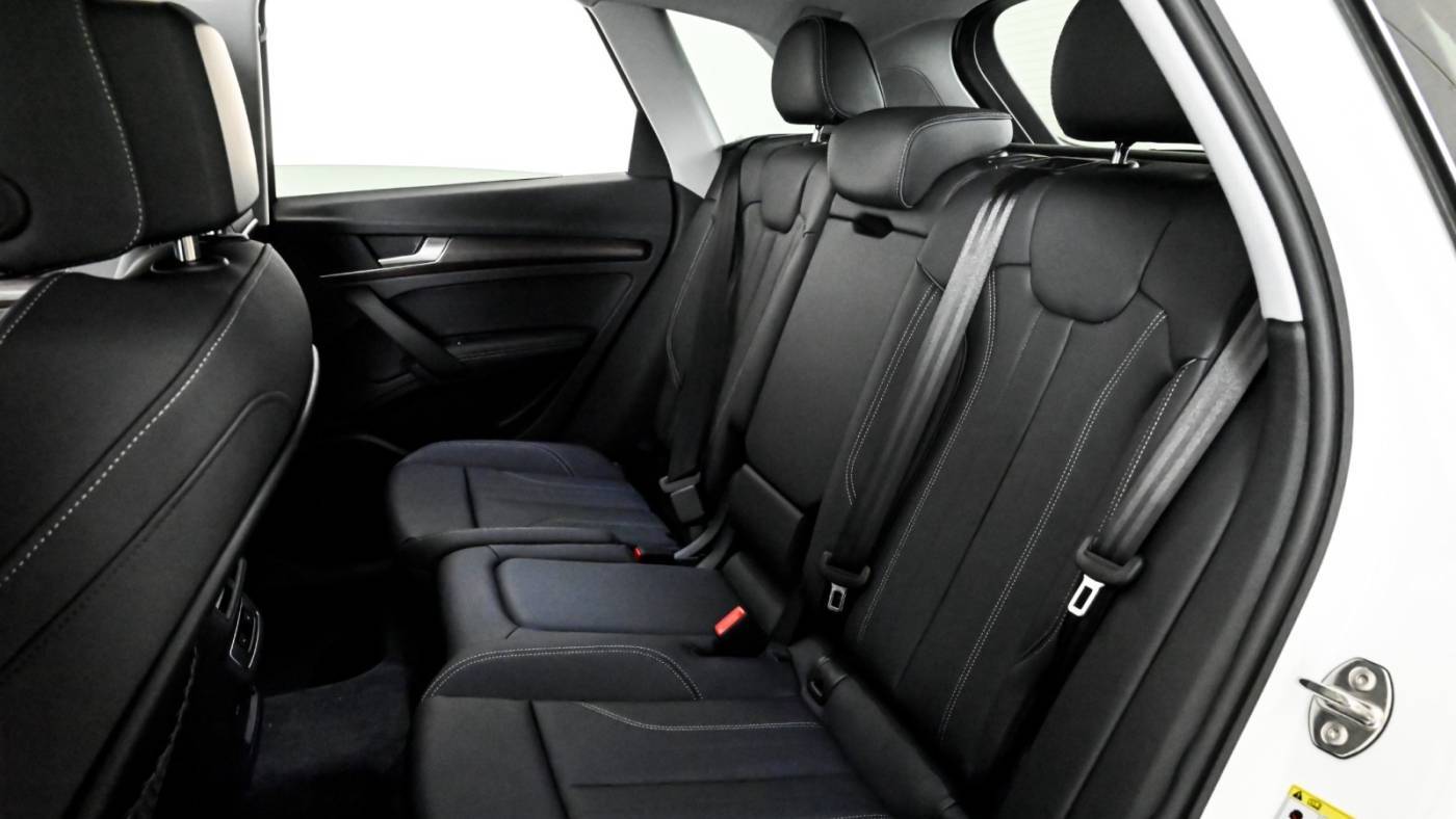 2025 Audi Q5 WA1E2AFY1S2024957