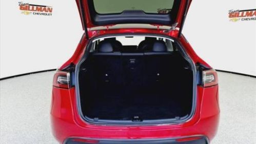 2023 Tesla Model Y 7SAYGDEF0PF834495