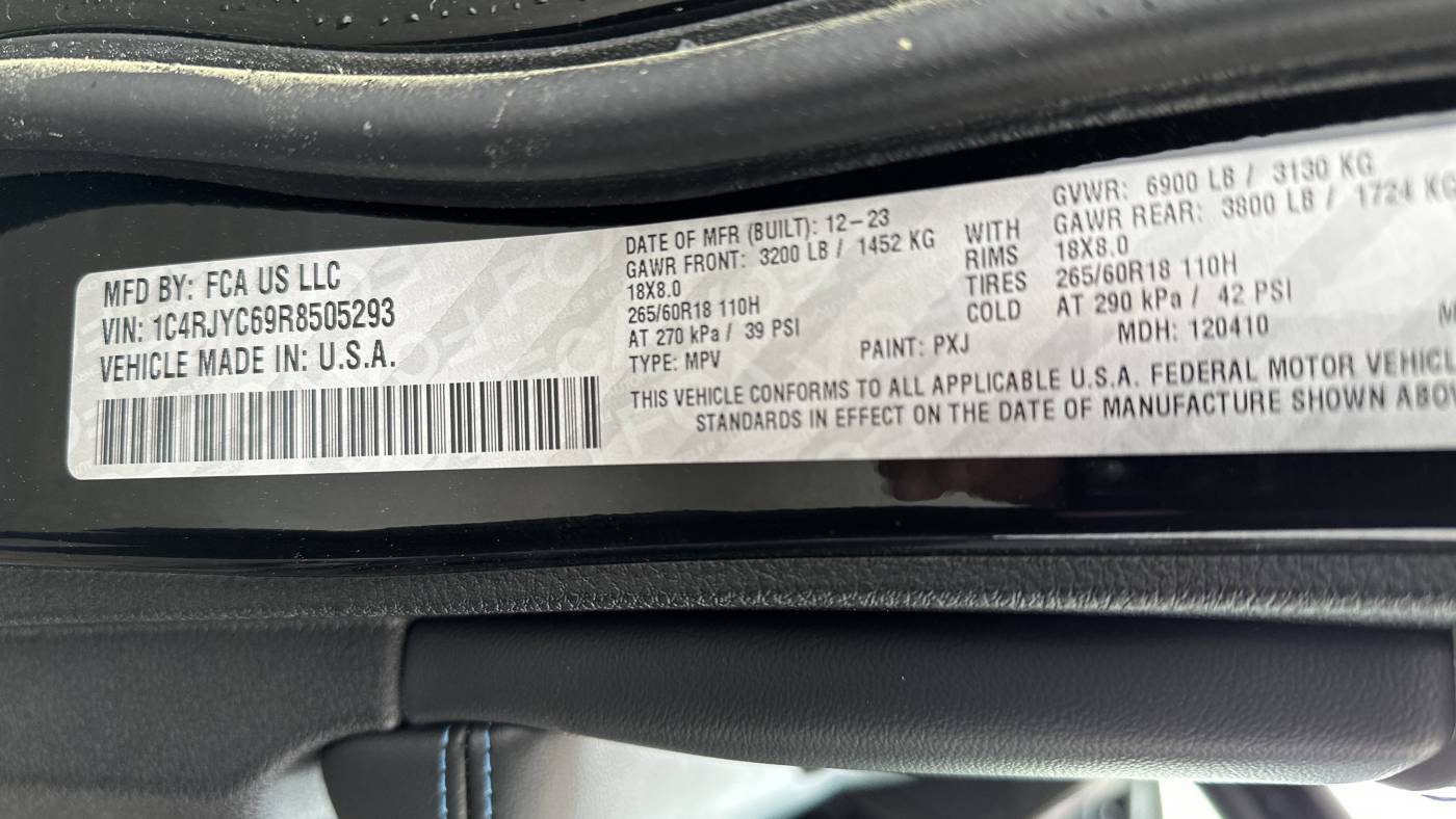 2024 Jeep Grand Cherokee 1C4RJYC69R8505293