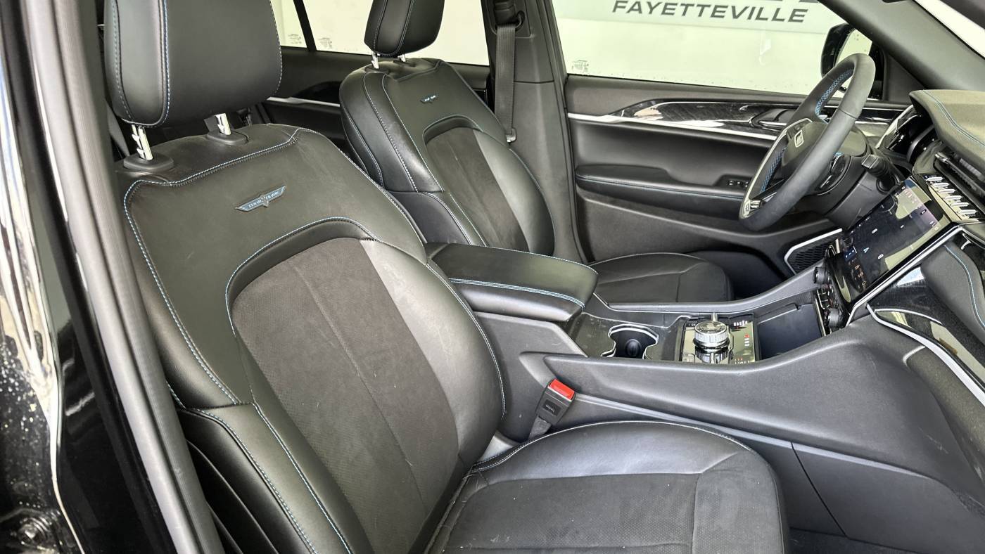 2024 Jeep Grand Cherokee 1C4RJYC69R8505293