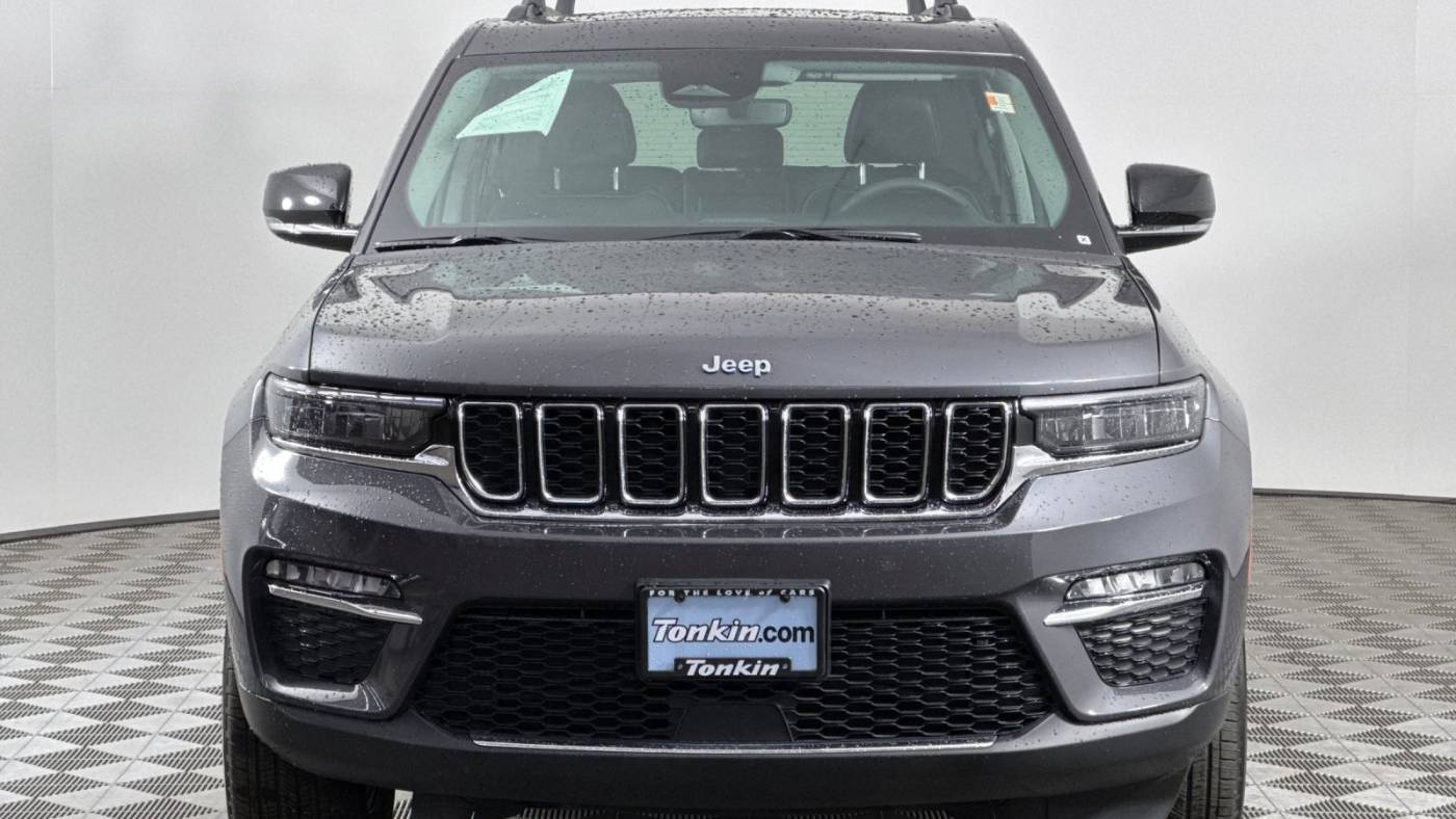 2022 Jeep Grand Cherokee 1C4RJYB62N8716881