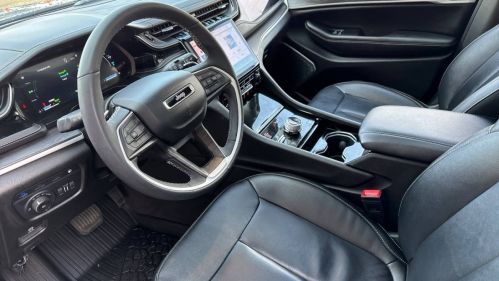 2022 Jeep Grand Cherokee 1C4RJYB62N8716881