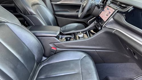2022 Jeep Grand Cherokee 1C4RJYB62N8716881