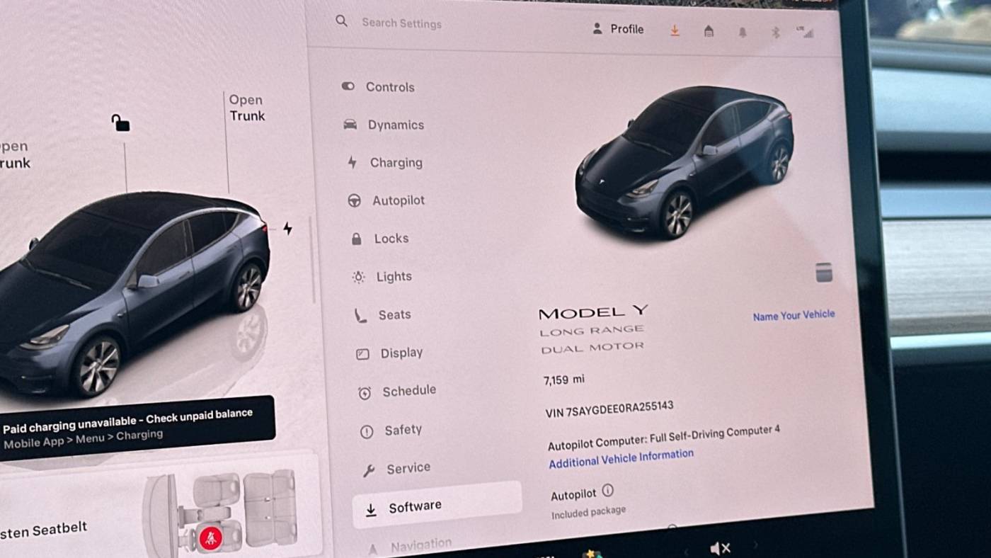 2024 Tesla Model Y 7SAYGDEE0RA255143