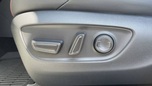 2025 Toyota RAV4 Plug-In Hybrid JTMEB3FV1SD247687