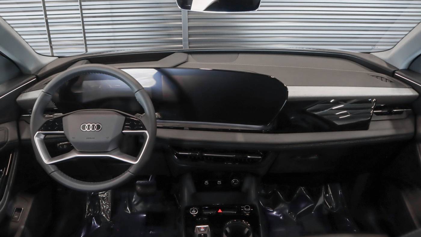 2025 Audi Q6 e-tron WA124BGF8SA024444