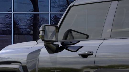2025 GMC HUMMER EV SUV 1GKT0NDE3SU116602