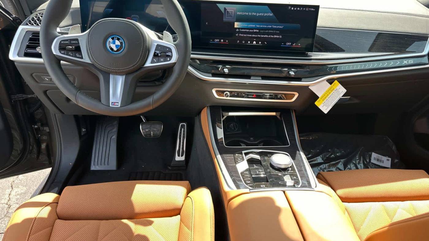 2025 BMW X5 5UX43EU07S9002373