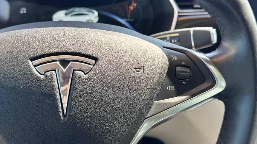 2016 Tesla Model S 5YJSA1E2XGF138422