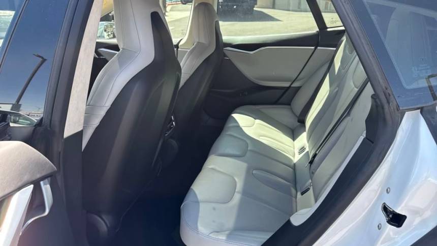 2016 Tesla Model S 5YJSA1E2XGF138422