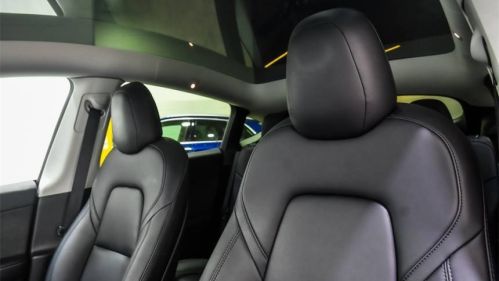 2023 Tesla Model Y 7SAYGDEE3PF608104