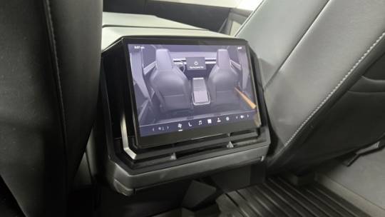 2024 Tesla Cybertruck 7G2CEHED6RA008833