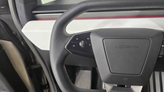 2024 Tesla Cybertruck 7G2CEHED6RA008833