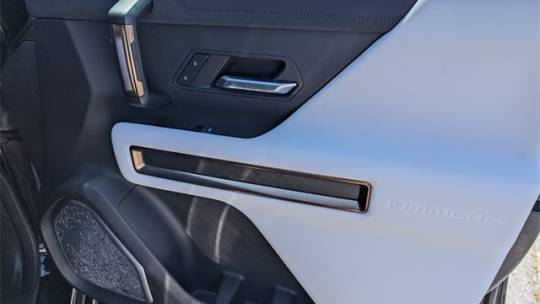 2024 GMC HUMMER EV SUV 1GKB0NDE8RU105908