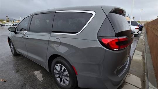 2025 Chrysler Pacifica 2C4RC1S7XSR536462