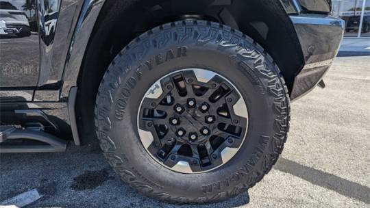 2024 GMC HUMMER EV SUV 1GKB0NDE8RU105908