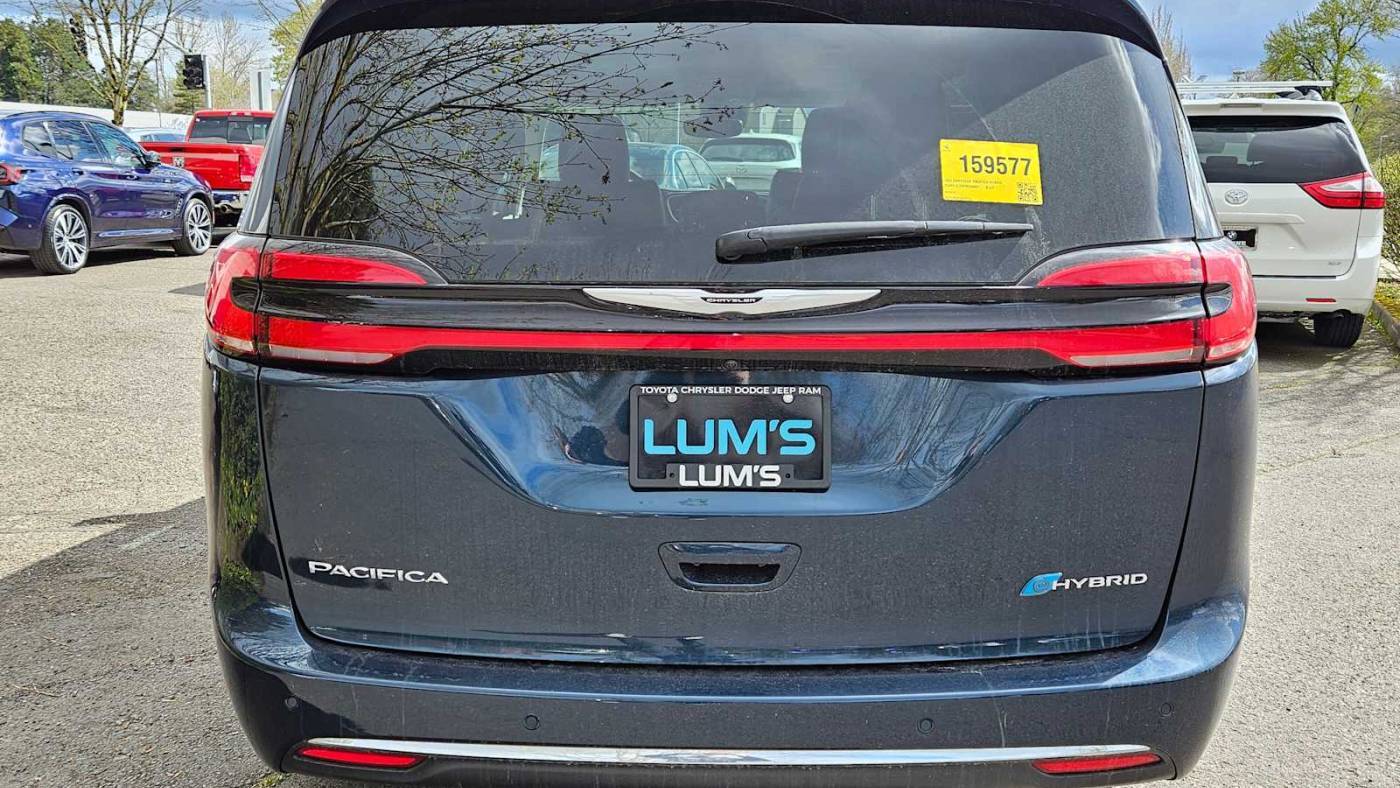2023 Chrysler Pacifica 2C4RC1L72PR630857