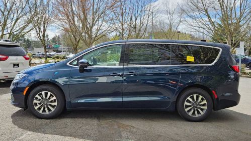 2023 Chrysler Pacifica 2C4RC1L72PR630857