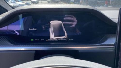 2022 Tesla Model X 7SAXCBE60NF332272