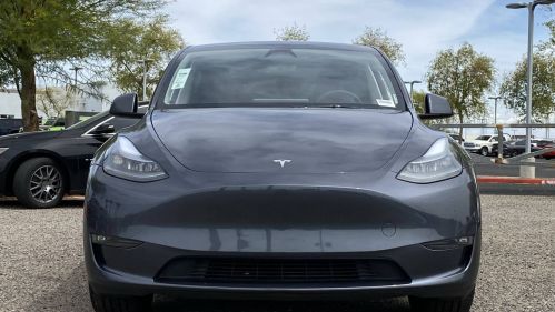 2023 Tesla Model Y 7SAYGDEE2PF904490