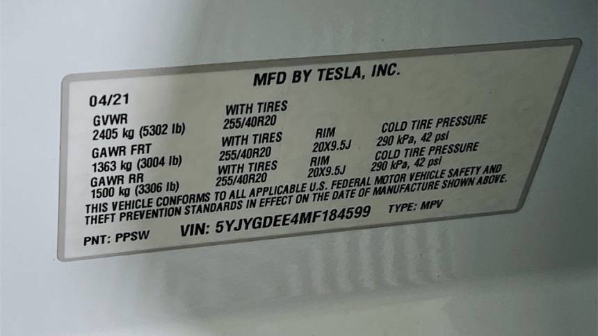 2021 Tesla Model Y 5YJYGDEE4MF184599