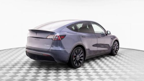 2022 Tesla Model Y 7SAYGDEF5NF375221