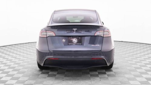 2025 Tesla Model Y 7SAYGDEF5SA351574
