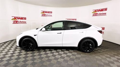 2021 Tesla Model Y 5YJYGDEE4MF184599