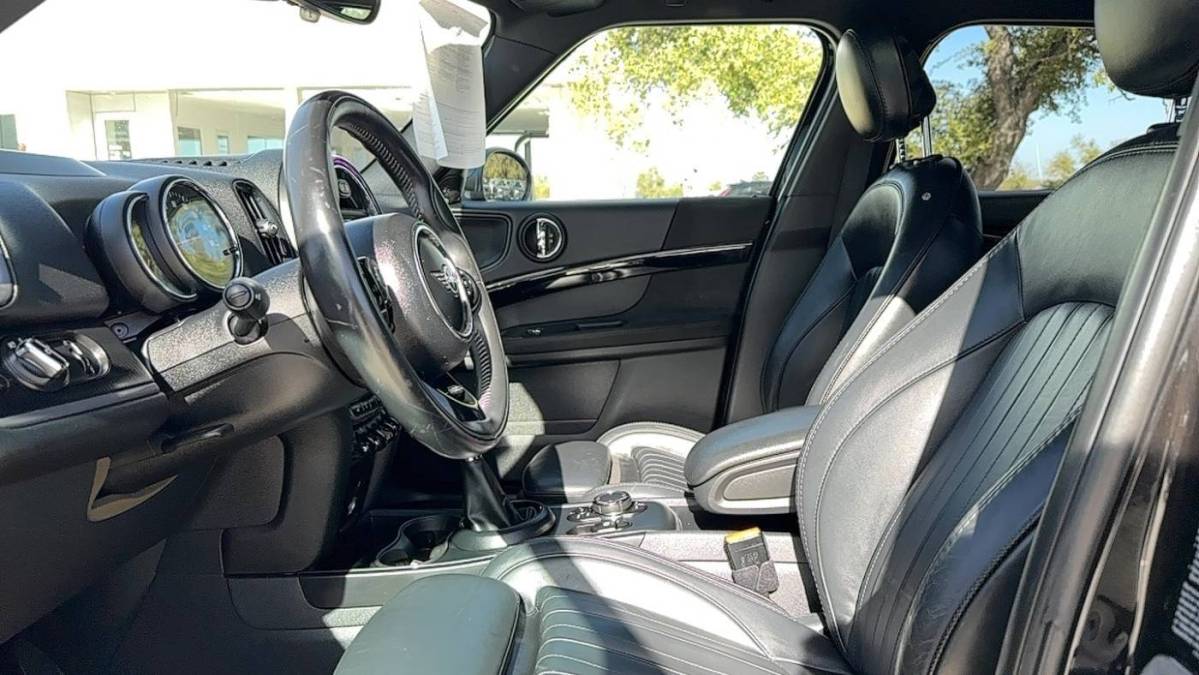 2019 Mini S E Countryman ALL 4 - Images - 12
