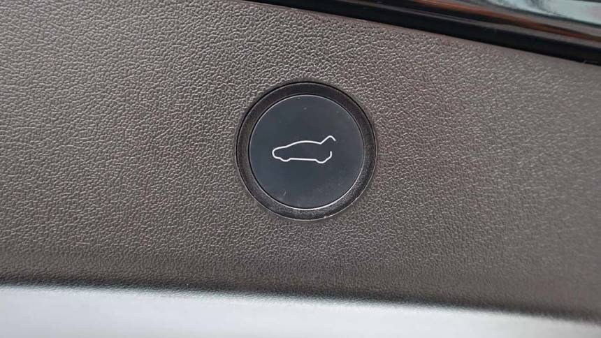 2022 Tesla Model 3 5YJ3E1EA8NF108039