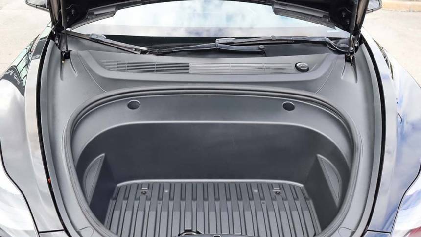 2022 Tesla Model 3 5YJ3E1EA8NF108039