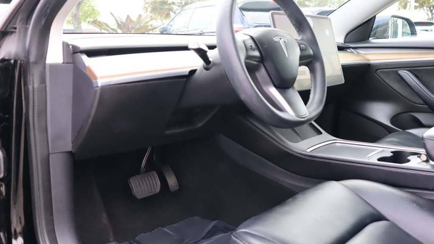 2022 Tesla Model 3 5YJ3E1EA8NF108039