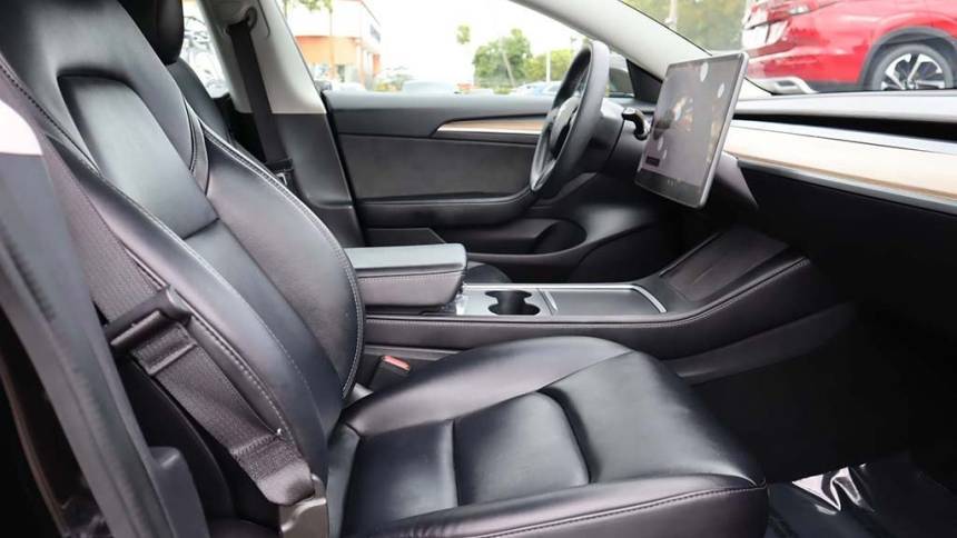 2022 Tesla Model 3 5YJ3E1EA8NF108039