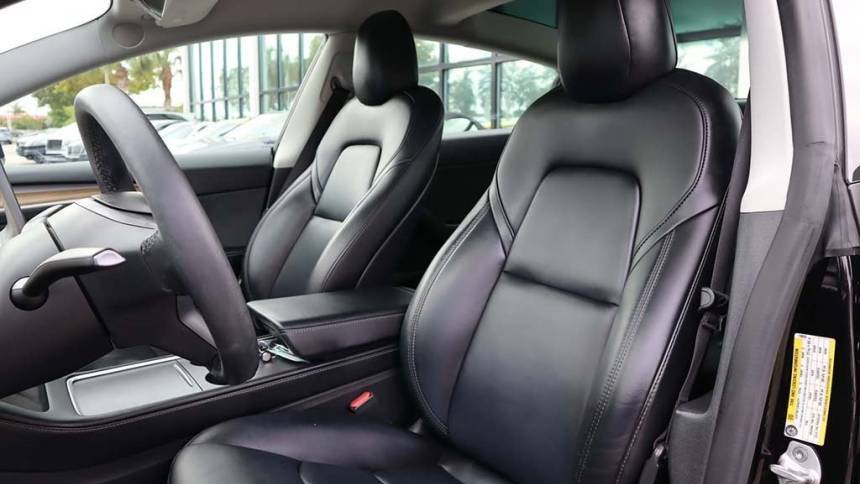 2022 Tesla Model 3 5YJ3E1EA8NF108039