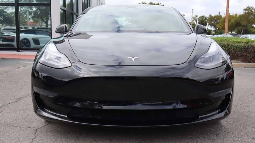2022 Tesla Model 3 5YJ3E1EA8NF108039