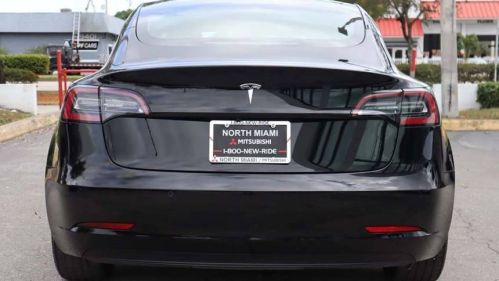 2022 Tesla Model 3 5YJ3E1EA8NF108039
