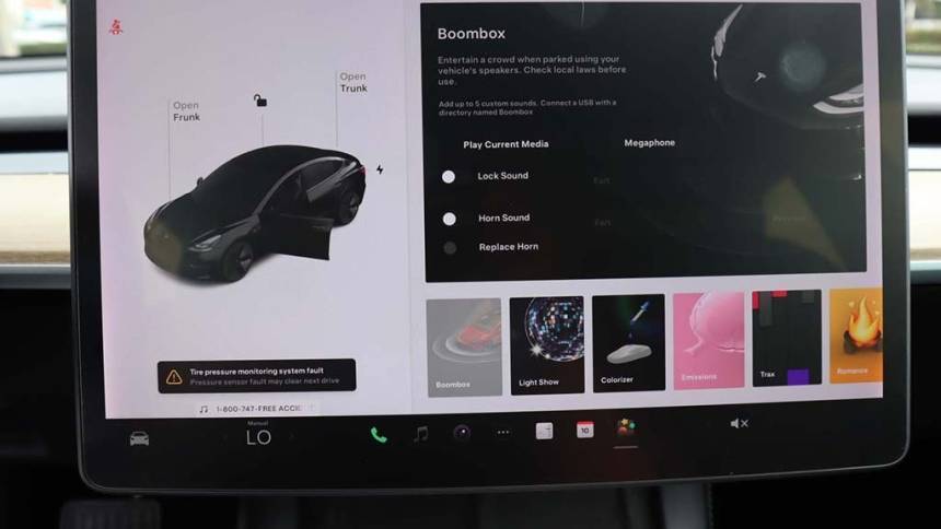 2022 Tesla Model 3 5YJ3E1EA8NF108039