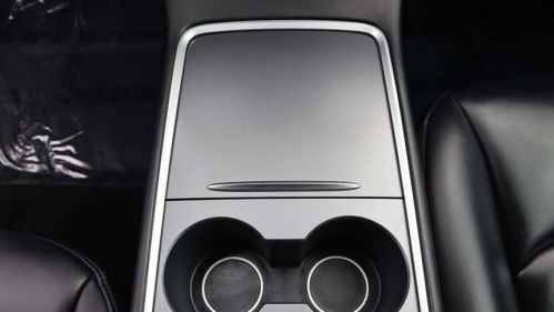 2022 Tesla Model 3 5YJ3E1EA8NF108039